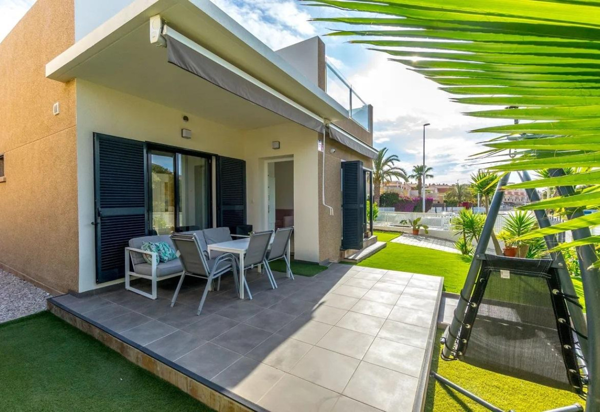 Reventa · Chalet · Orihuela Costa · La Zenia