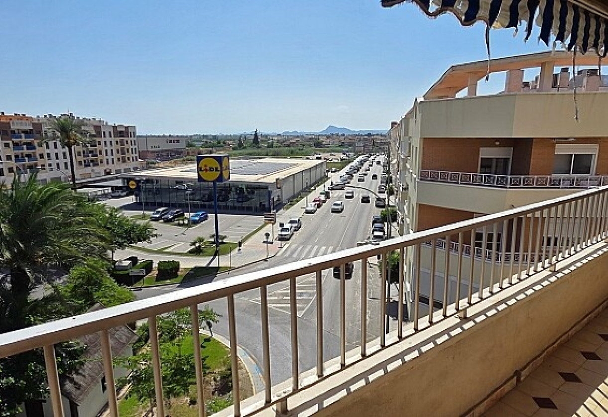 Reventa · Apartment · Orihuela