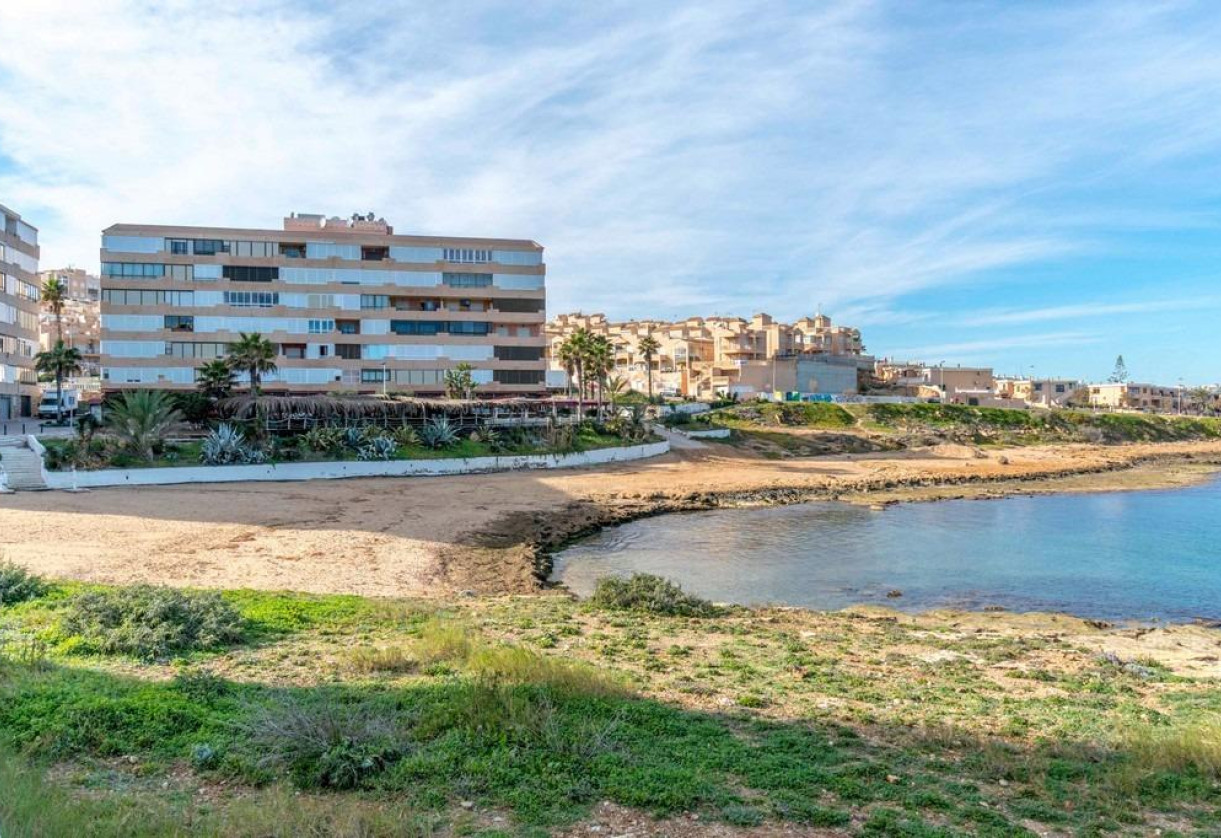 Resale · Apartment · Torrevieja · Cabo cervera
