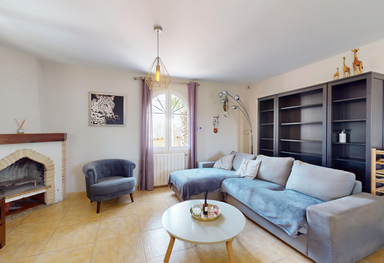 Resale · Villa · Orihuela Costa · La Zenia