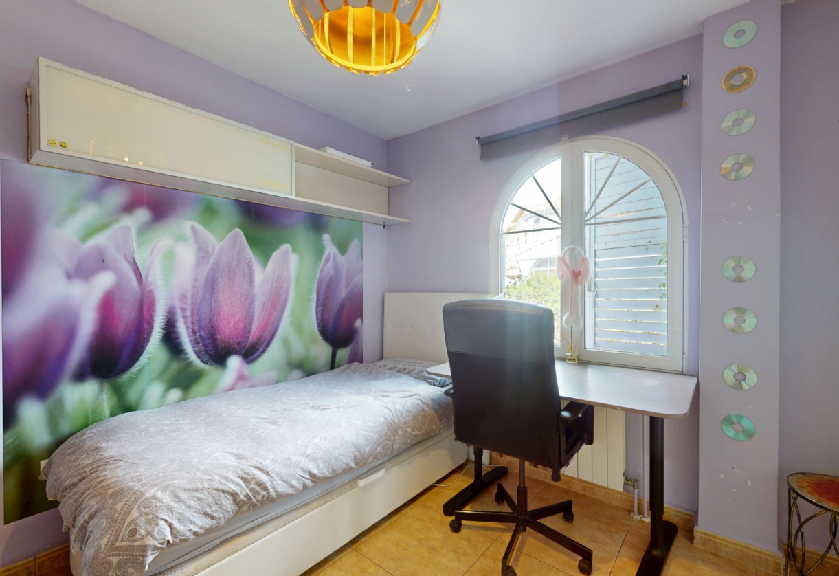 Resale · Villa · Orihuela Costa · La Zenia