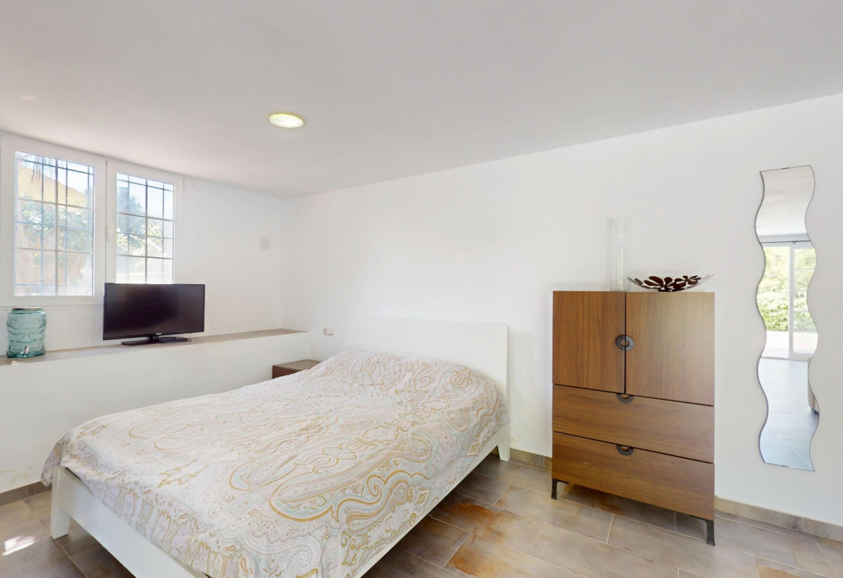 Resale · Villa · Orihuela Costa · La Zenia