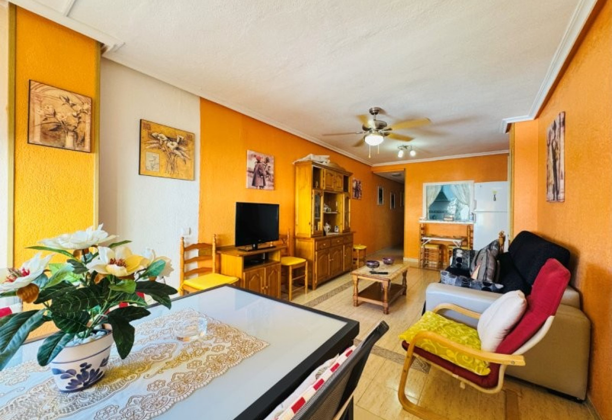 Reventa · Apartment · La Mata