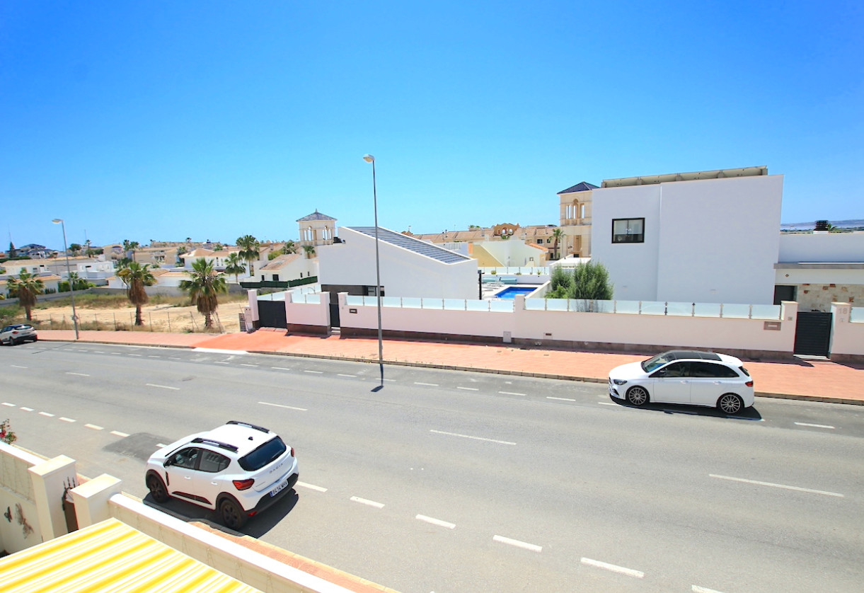 Resale · Villa · Ciudad Quesada - Doña Pepa