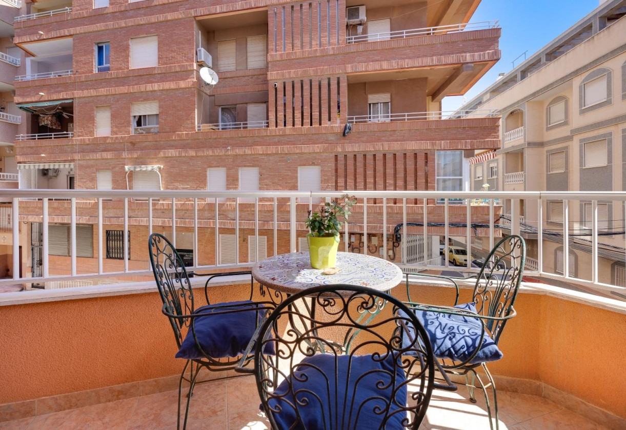 Resale · Flat · Torrevieja · Playa de los locos