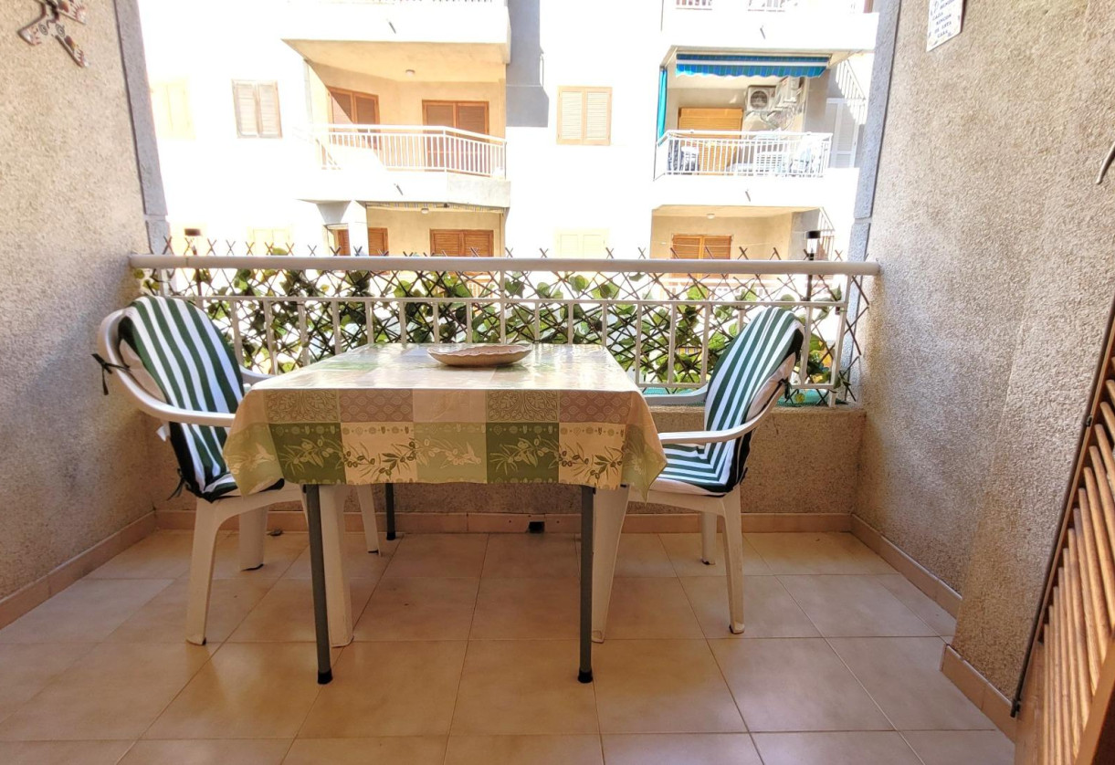 Resale · Apartment · Torrevieja · Acequion