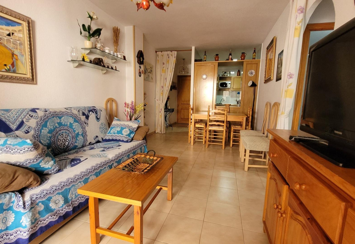Resale · Apartment · Torrevieja · Acequion