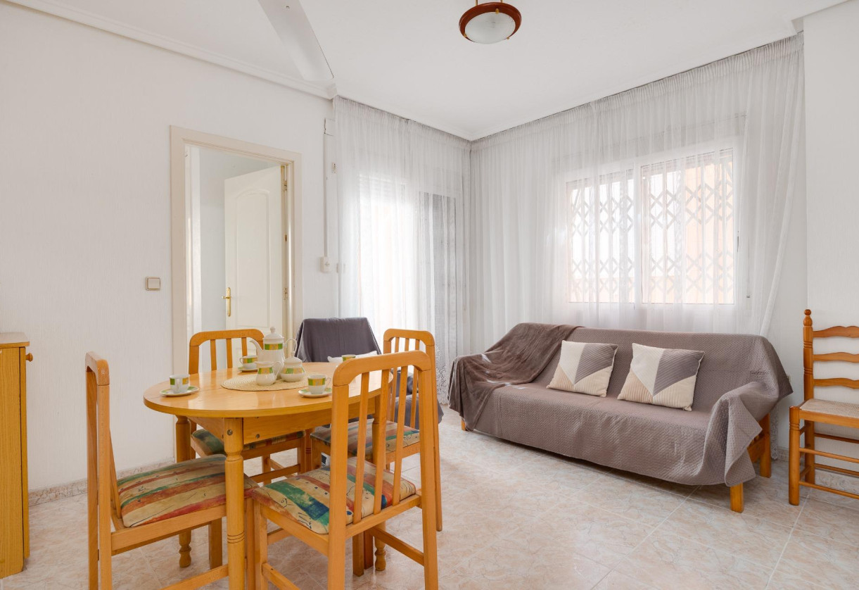 Resale · Apartment · Torrevieja · Playa del cura