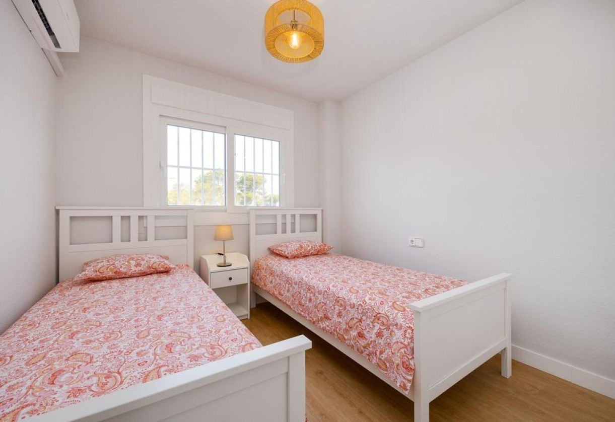 Resale · Apartment · Orihuela Costa · Campoamor