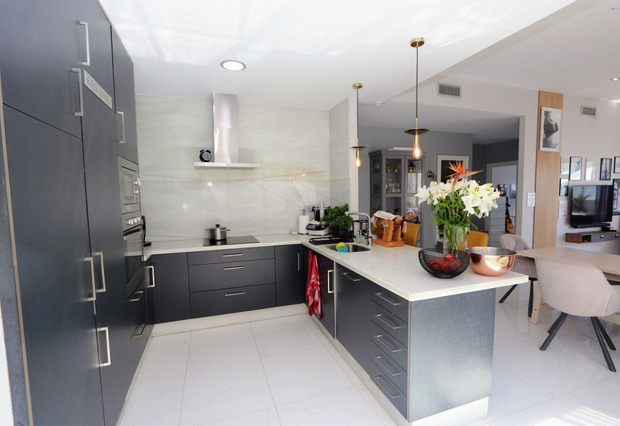 Resale · Chalet · Orihuela Costa · villamartin