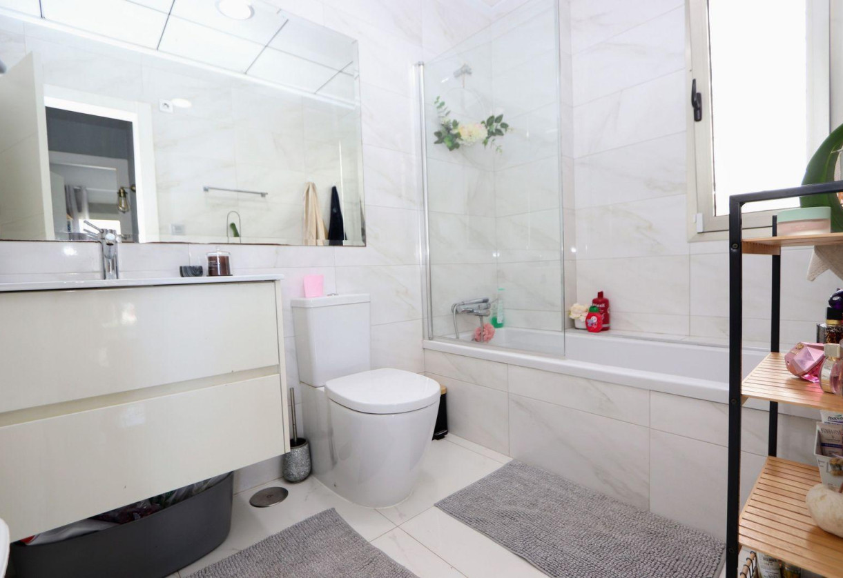 Resale · Chalet · Orihuela Costa · villamartin