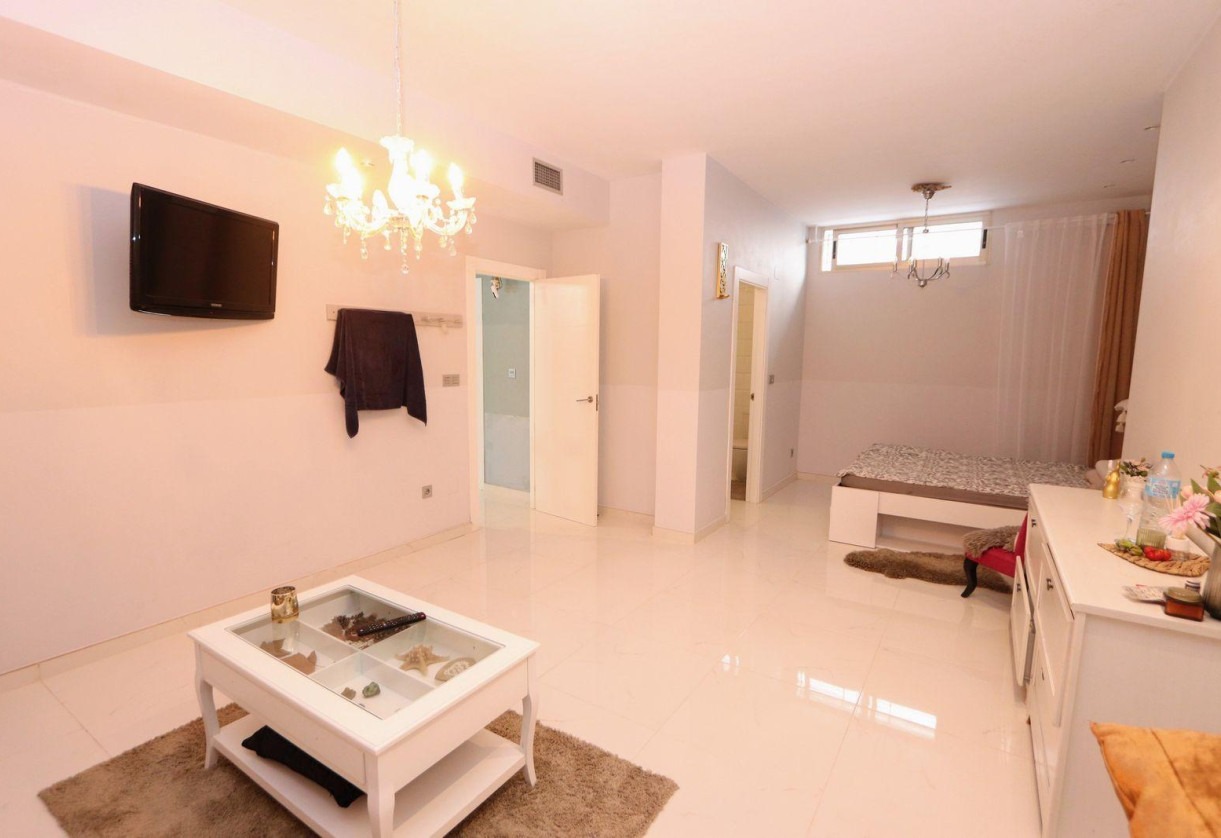 Resale · Chalet · Orihuela Costa · villamartin