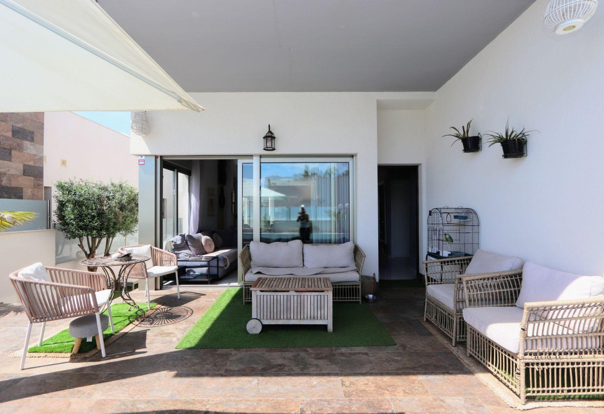Resale · Chalet · Orihuela Costa · villamartin