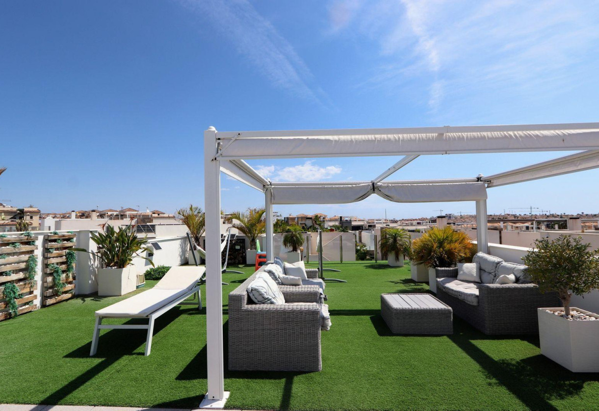 Resale · Chalet · Orihuela Costa · villamartin