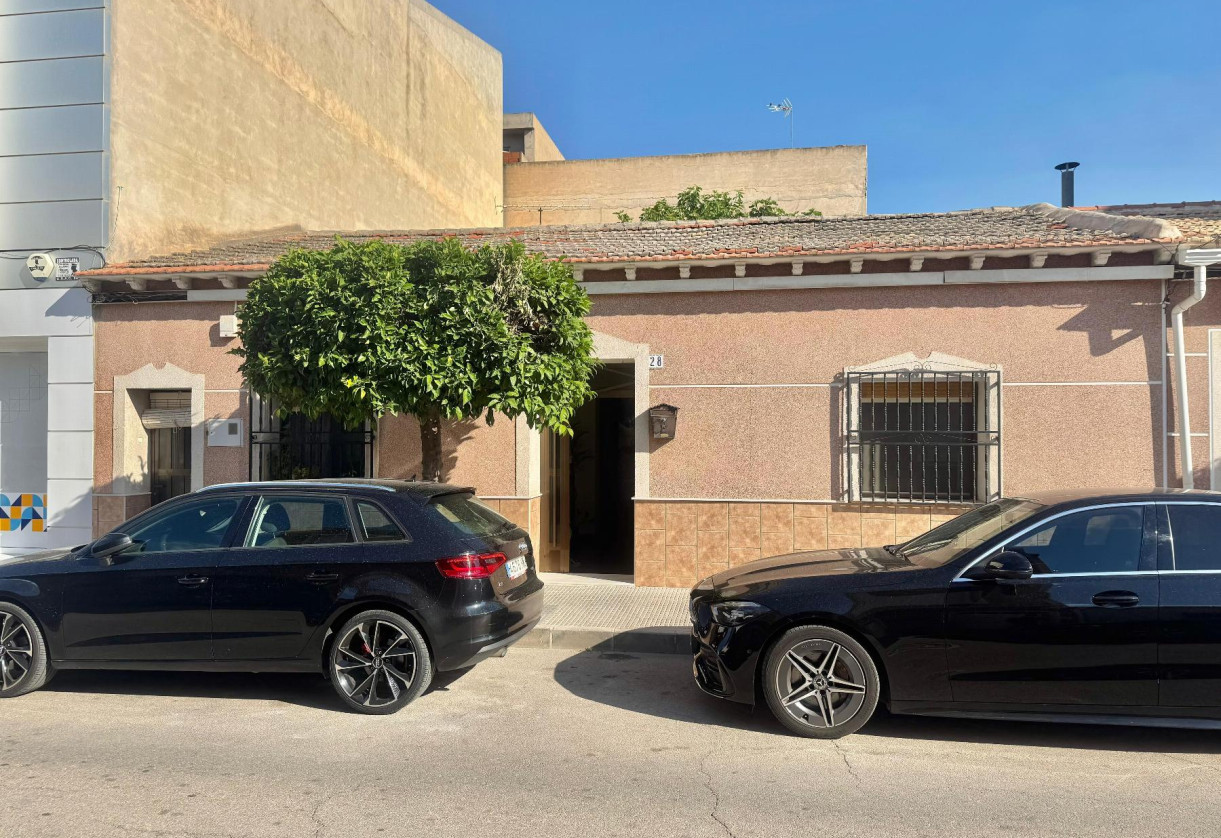 Reventa · Casa · Benejuzar