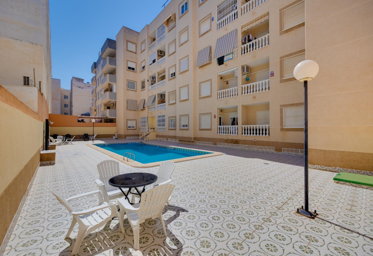 Rynek wtórny · Apartment · Torrevieja · Playa del cura