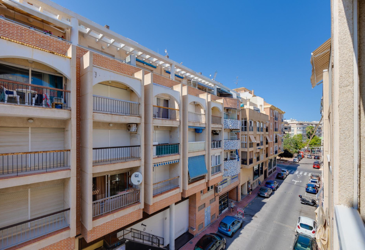 Rynek wtórny · Apartment · Torrevieja · Playa del cura