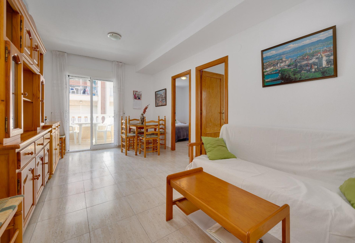 Rynek wtórny · Apartment · Torrevieja · Playa del cura