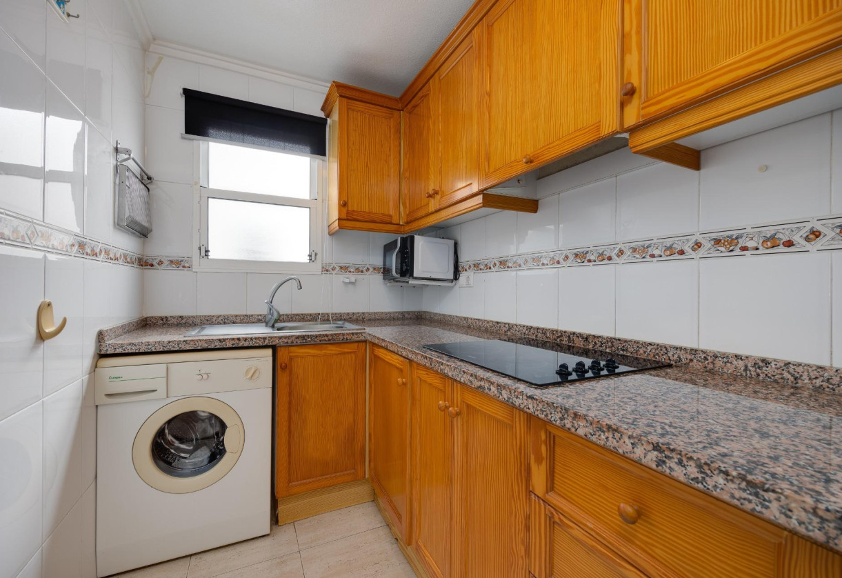 Rynek wtórny · Apartment · Torrevieja · Playa del cura