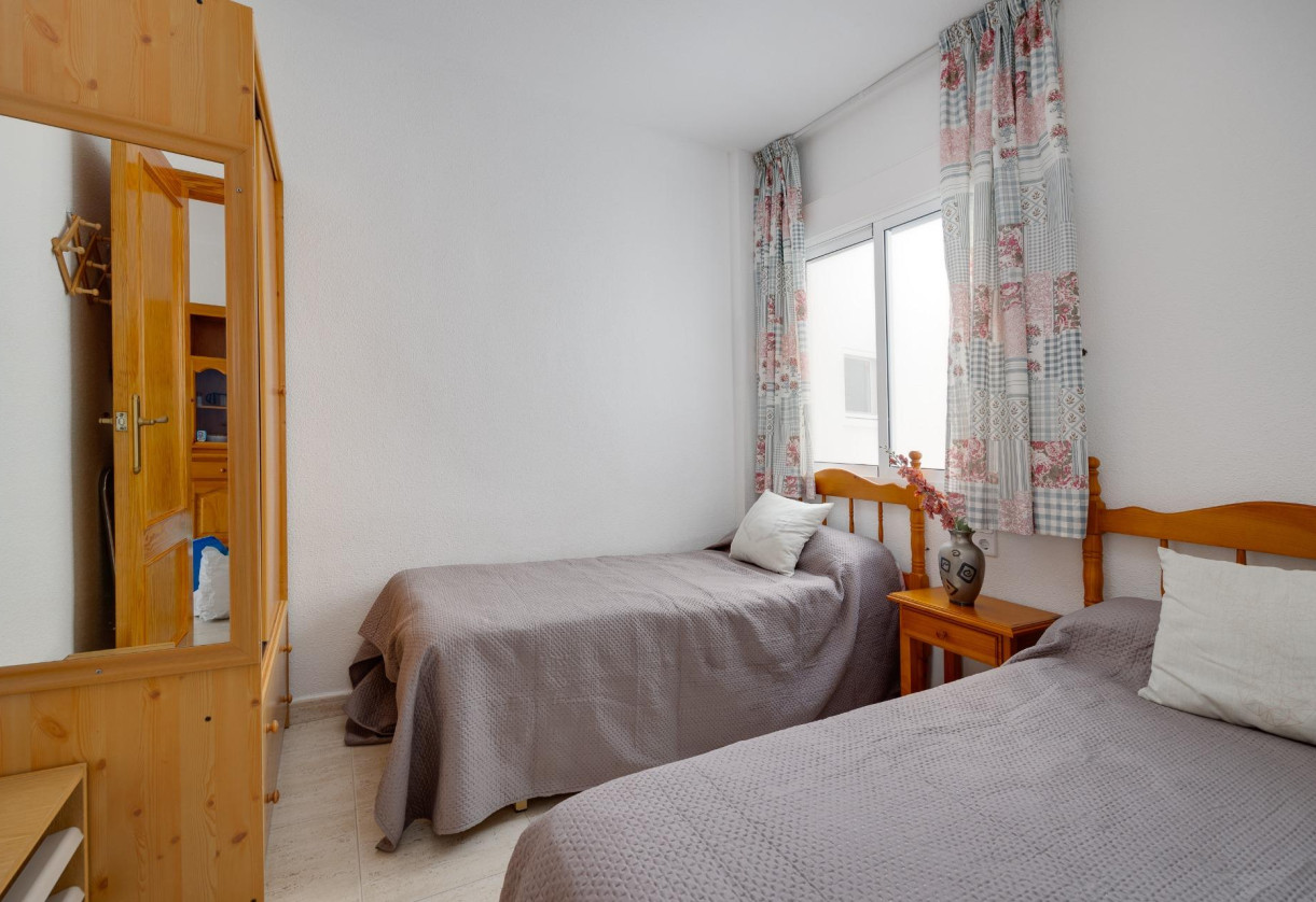 Rynek wtórny · Apartment · Torrevieja · Playa del cura