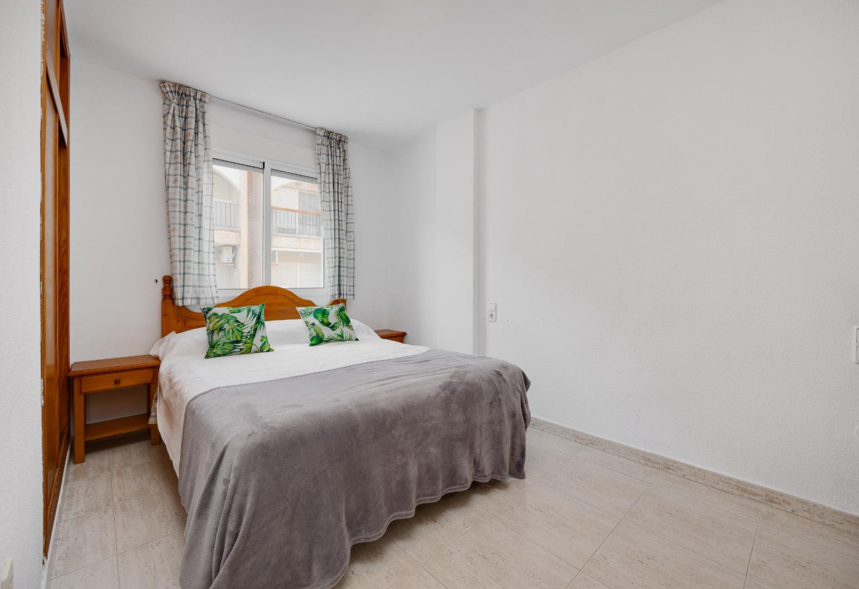 Rynek wtórny · Apartment · Torrevieja · Playa del cura