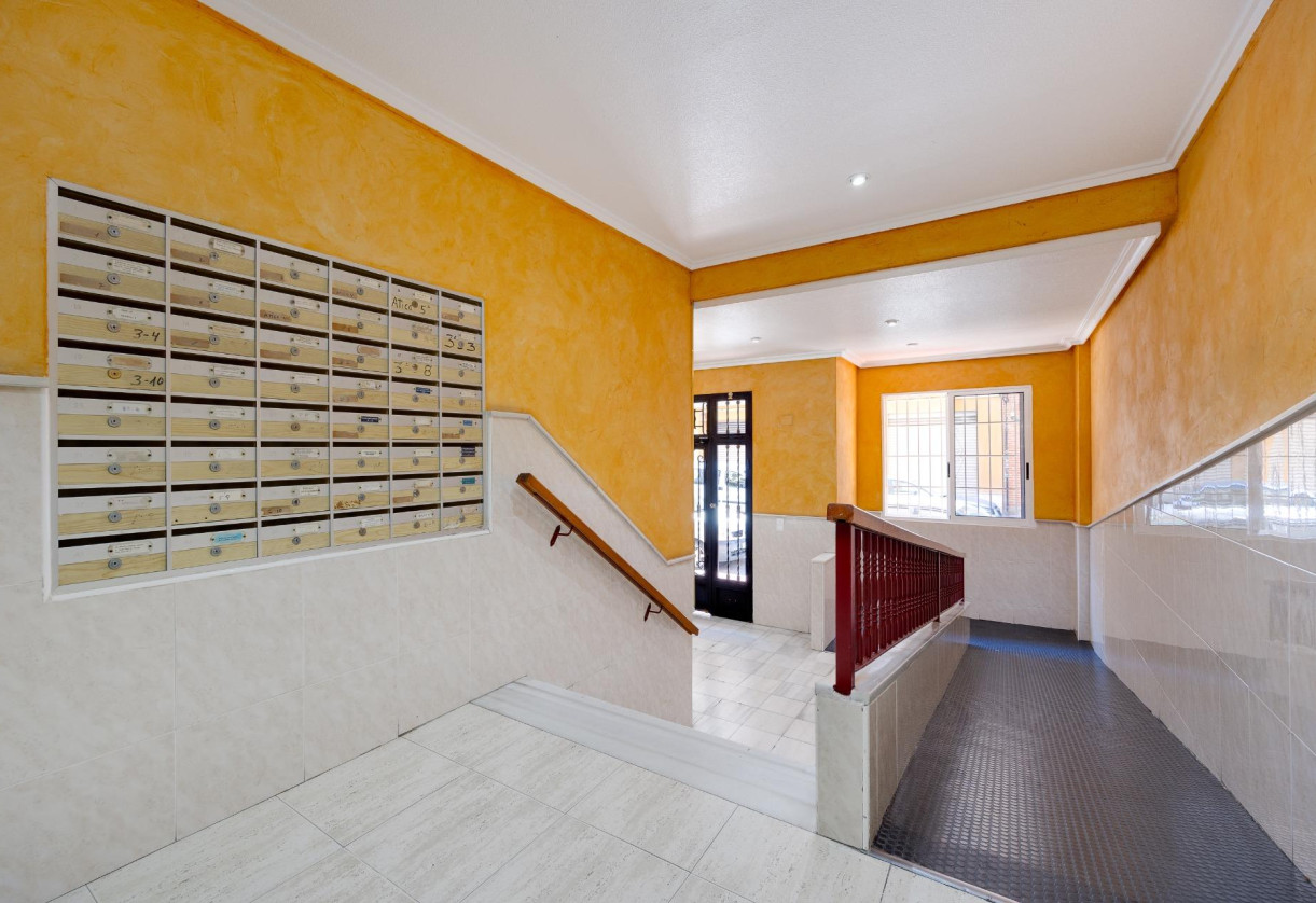Rynek wtórny · Apartment · Torrevieja · Playa del cura