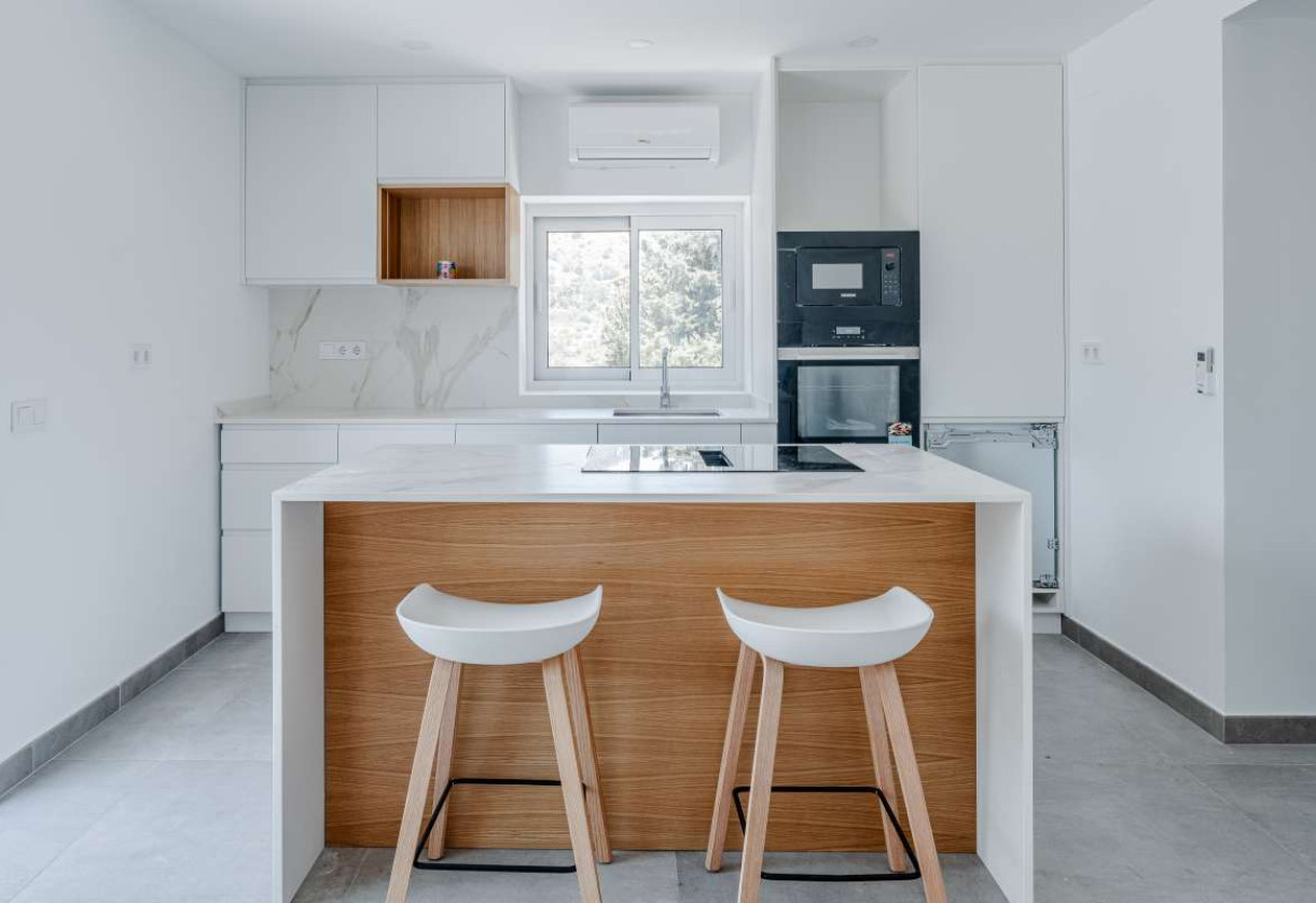 Resale · detached house · Calpe