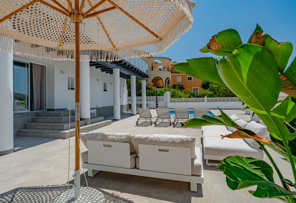 Resale · detached house · Calpe