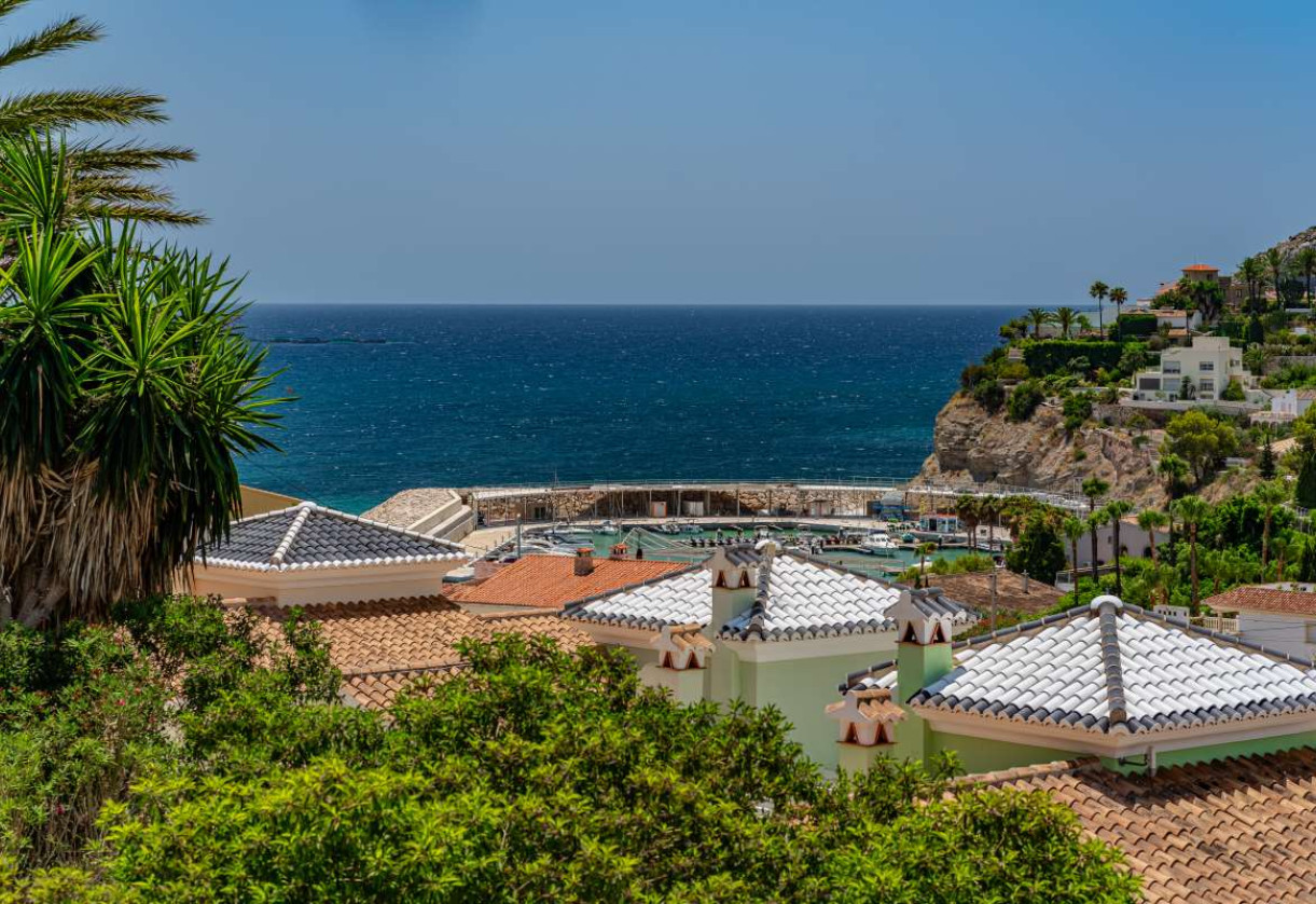 Resale · detached house · Calpe