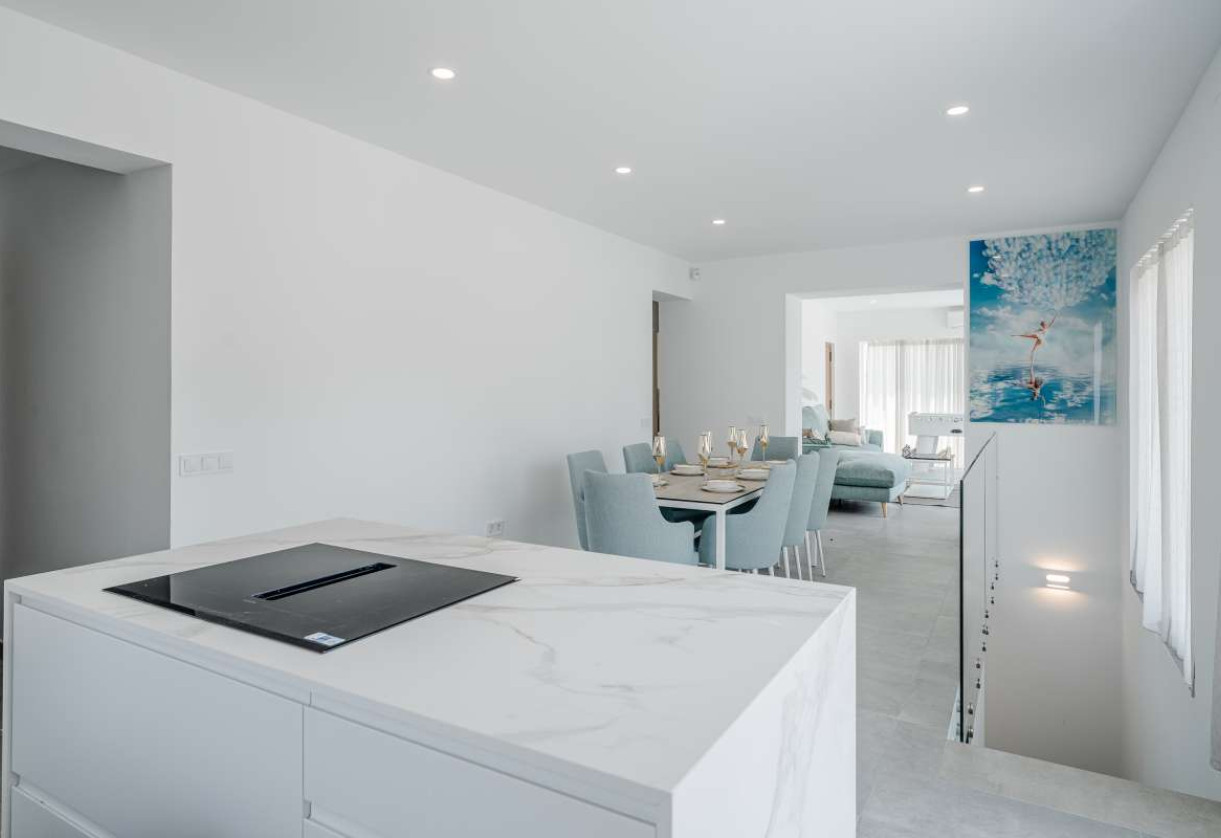Resale · detached house · Calpe