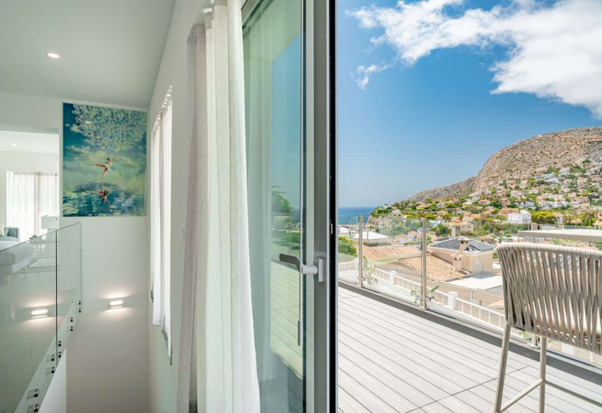 Resale · detached house · Calpe