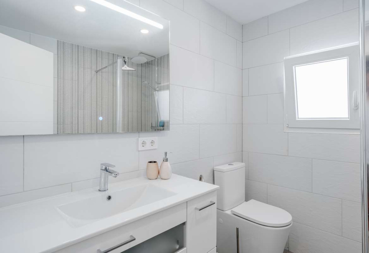 Resale · detached house · Calpe