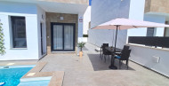 Sale · Villa · Torrevieja - El Hondo