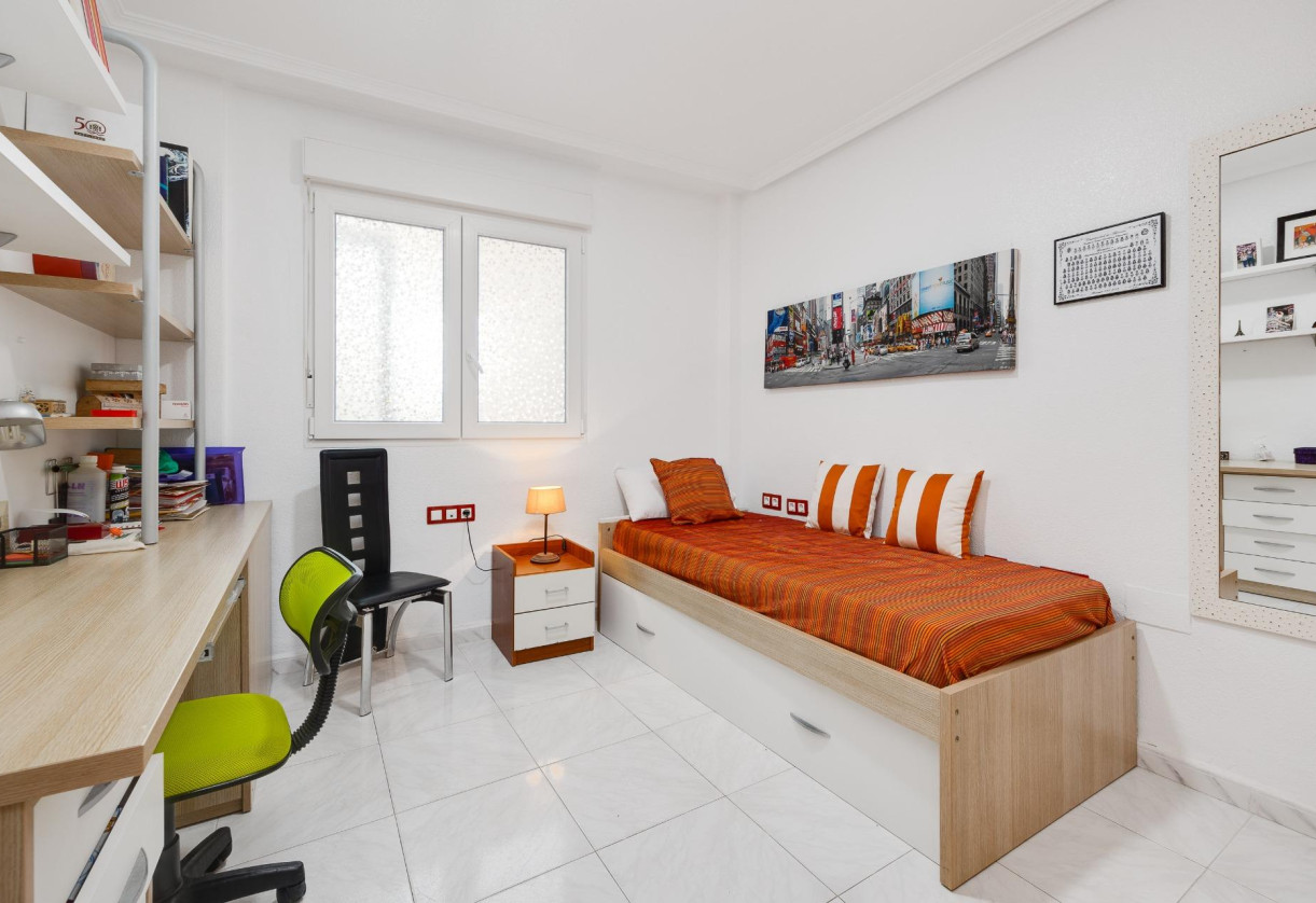 Rynek wtórny · Ground Floor · Torrevieja · Playa del cura
