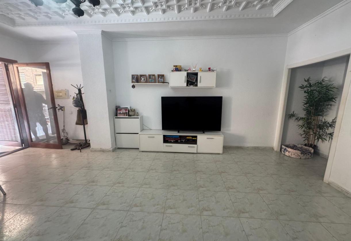 Reventa · APARTAMENTO · Torrevieja · Playa del Acequión