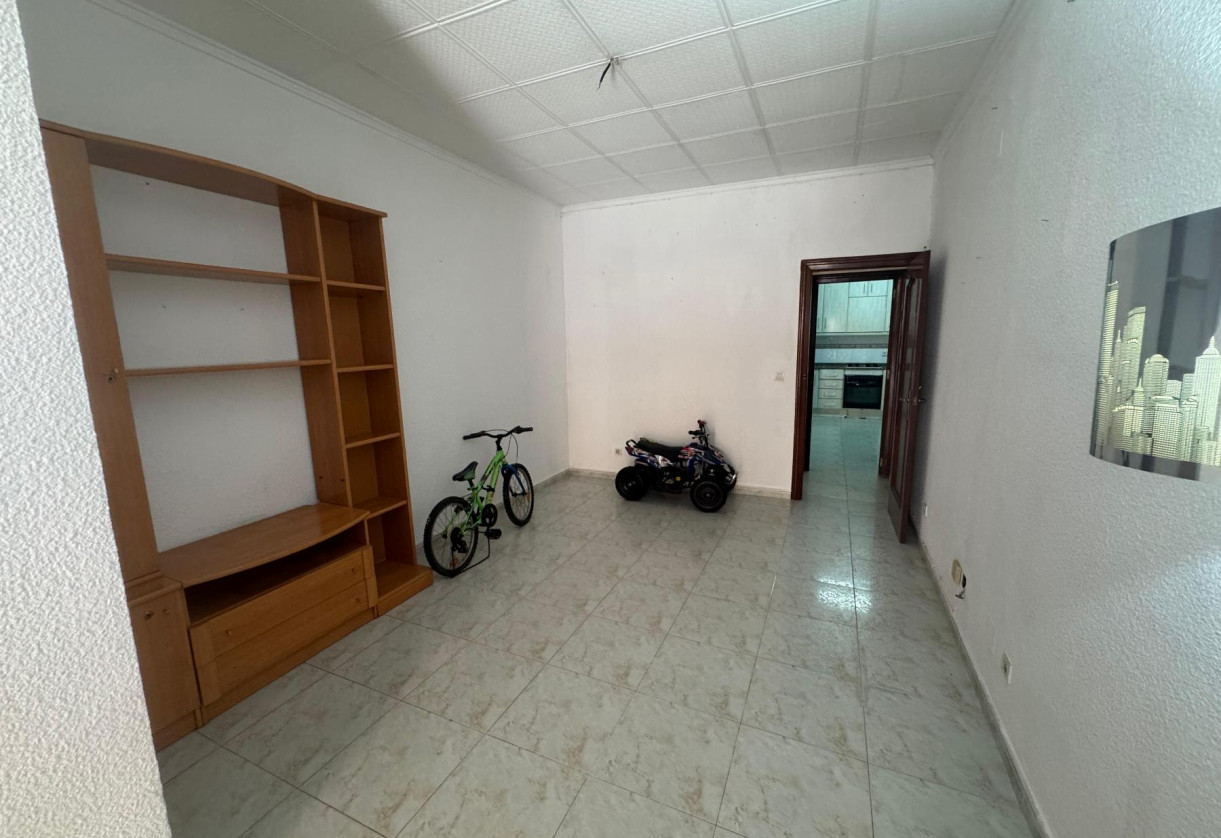 Reventa · APARTAMENTO · Torrevieja · Playa del Acequión