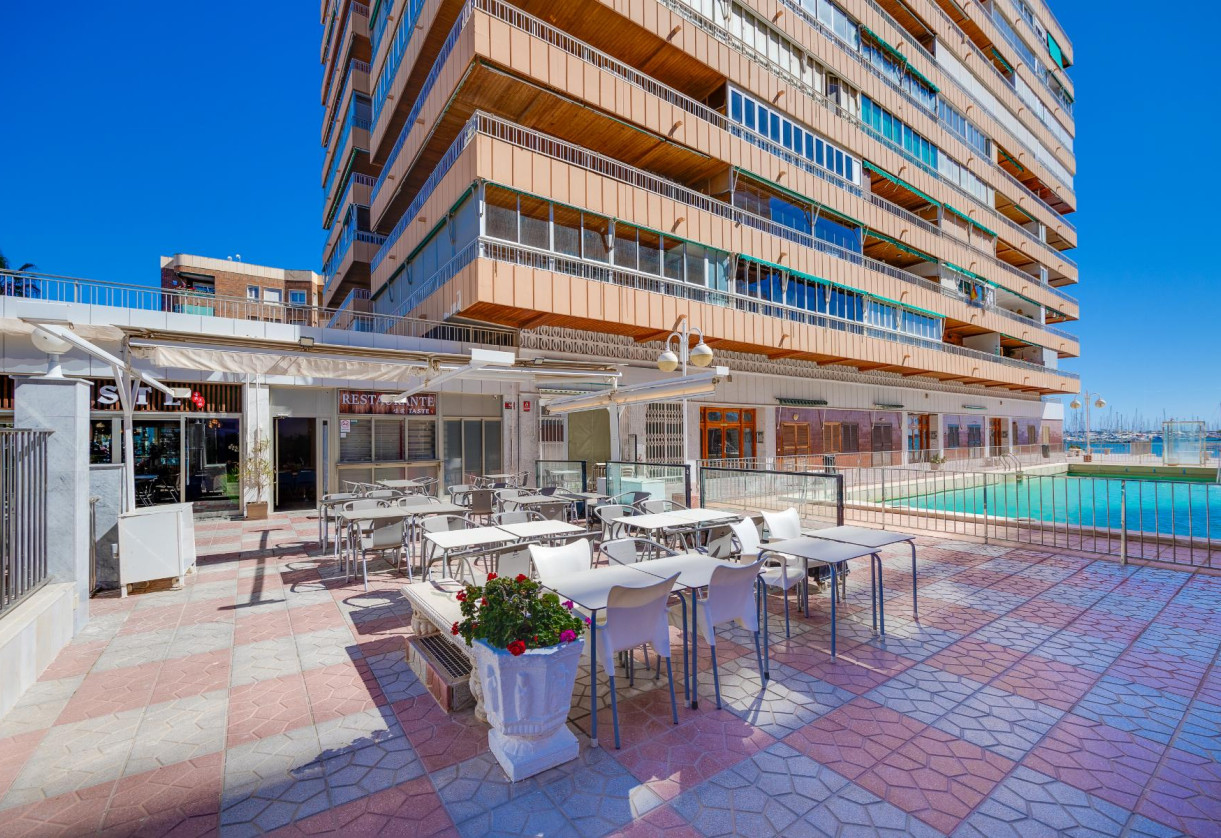 Reventa · APARTAMENTO · Torrevieja · Playa del Acequión