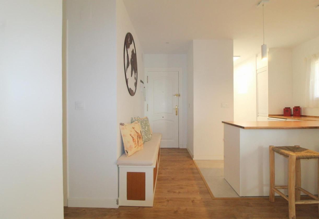 Reventa · APARTAMENTO · Torrevieja · La Veleta