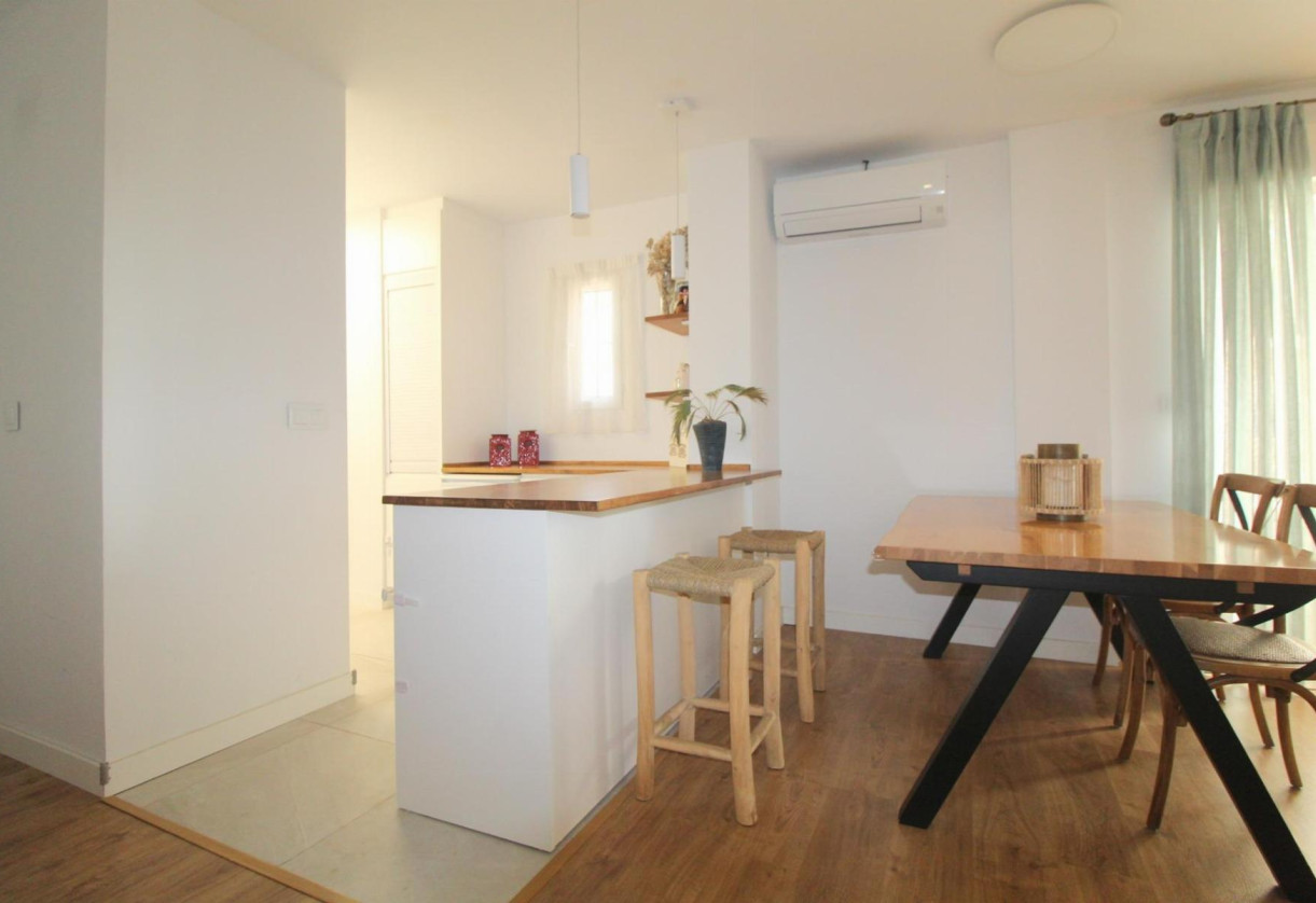 Reventa · APARTAMENTO · Torrevieja · La Veleta