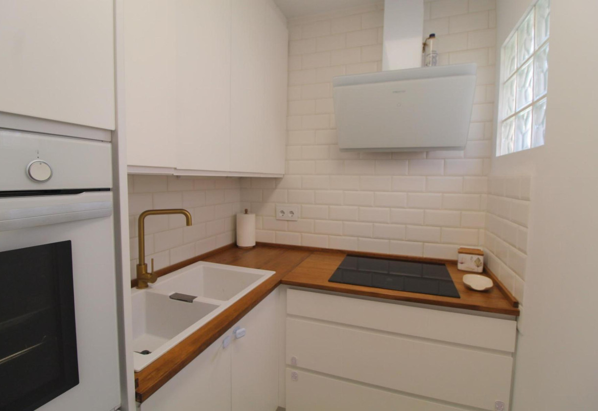 Reventa · APARTAMENTO · Torrevieja · La Veleta