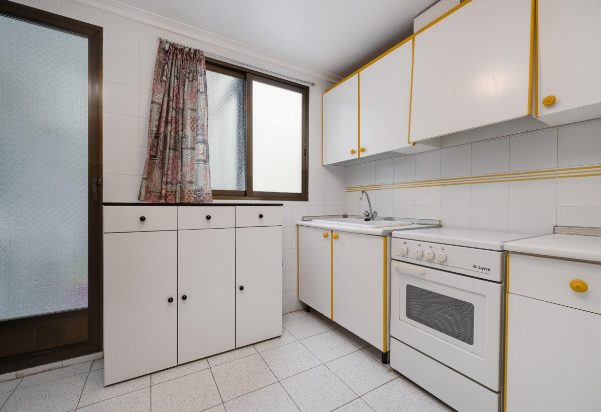 Rynek wtórny · Apartment · Torrevieja · Playa del cura