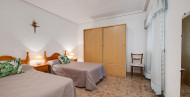 Rynek wtórny · Apartment · Torrevieja · Playa del cura