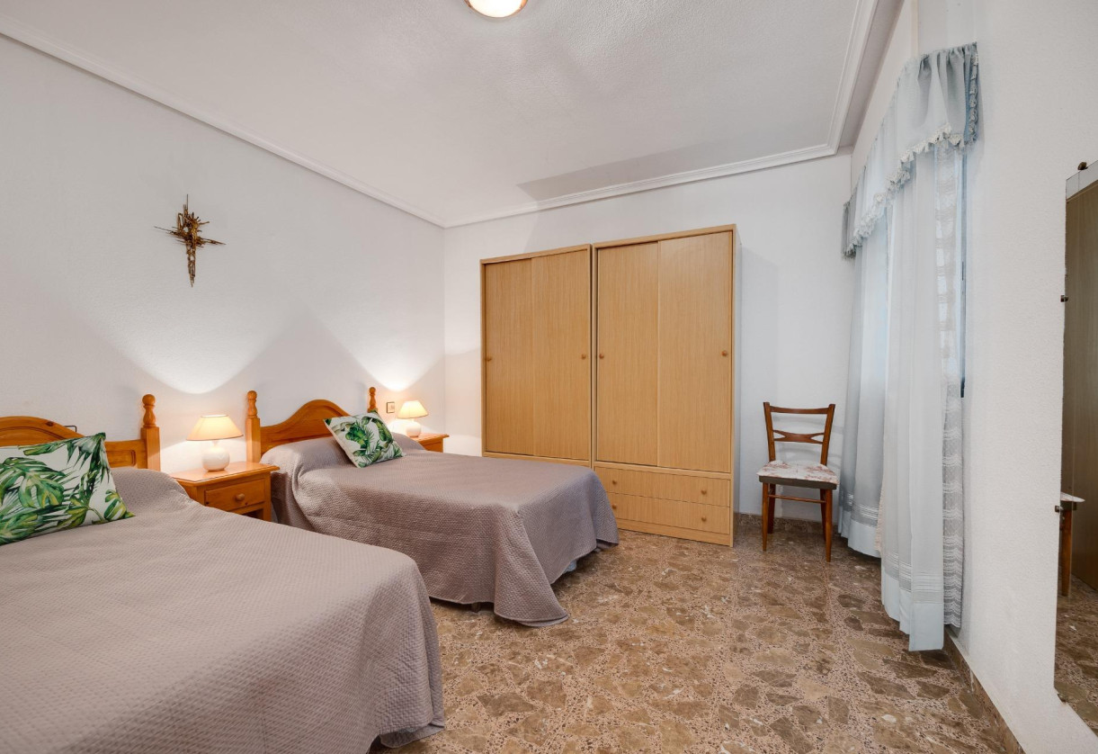 Rynek wtórny · Apartment · Torrevieja · Playa del cura