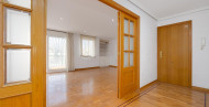 Rynek wtórny · APARTAMENTO · Torrevieja · Centro