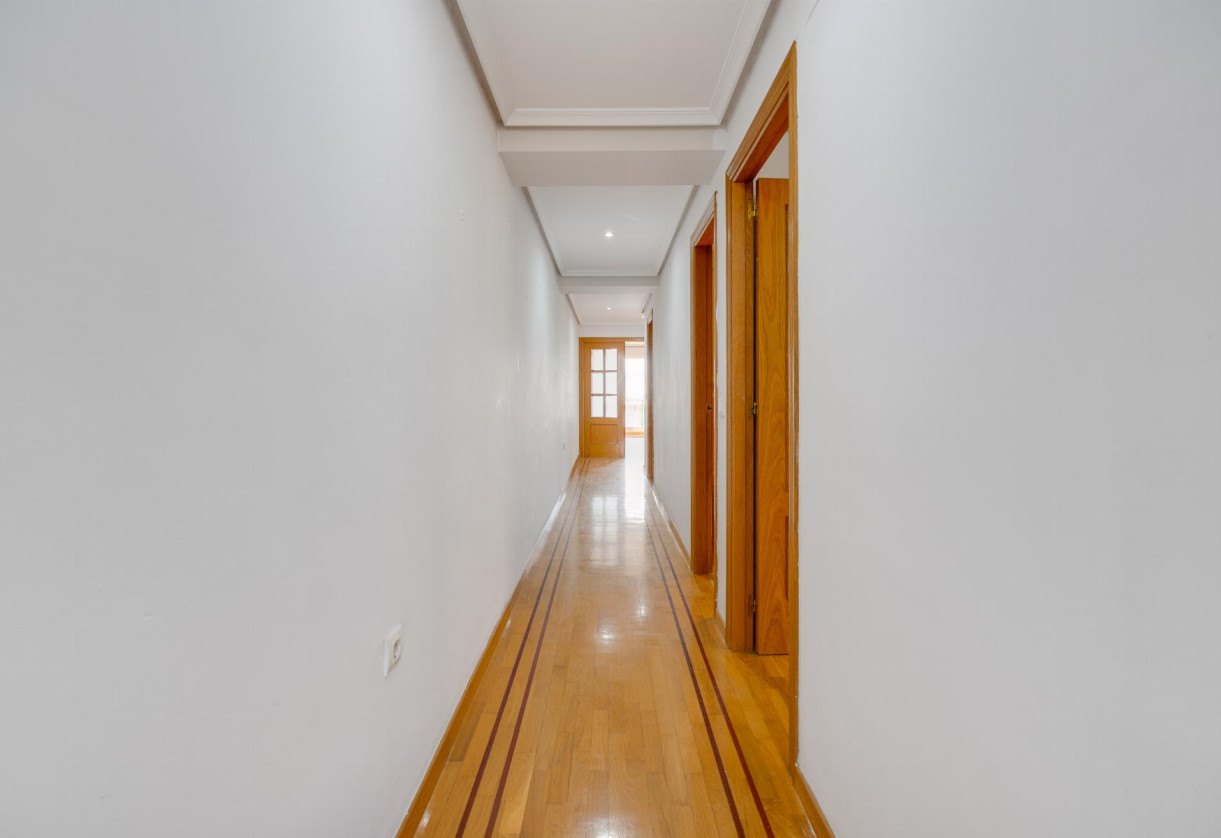 Rynek wtórny · APARTAMENTO · Torrevieja · Centro