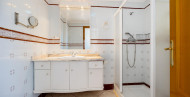 Rynek wtórny · APARTAMENTO · Torrevieja · Centro
