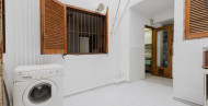 Rynek wtórny · APARTAMENTO · Torrevieja · Playa de La Acequion