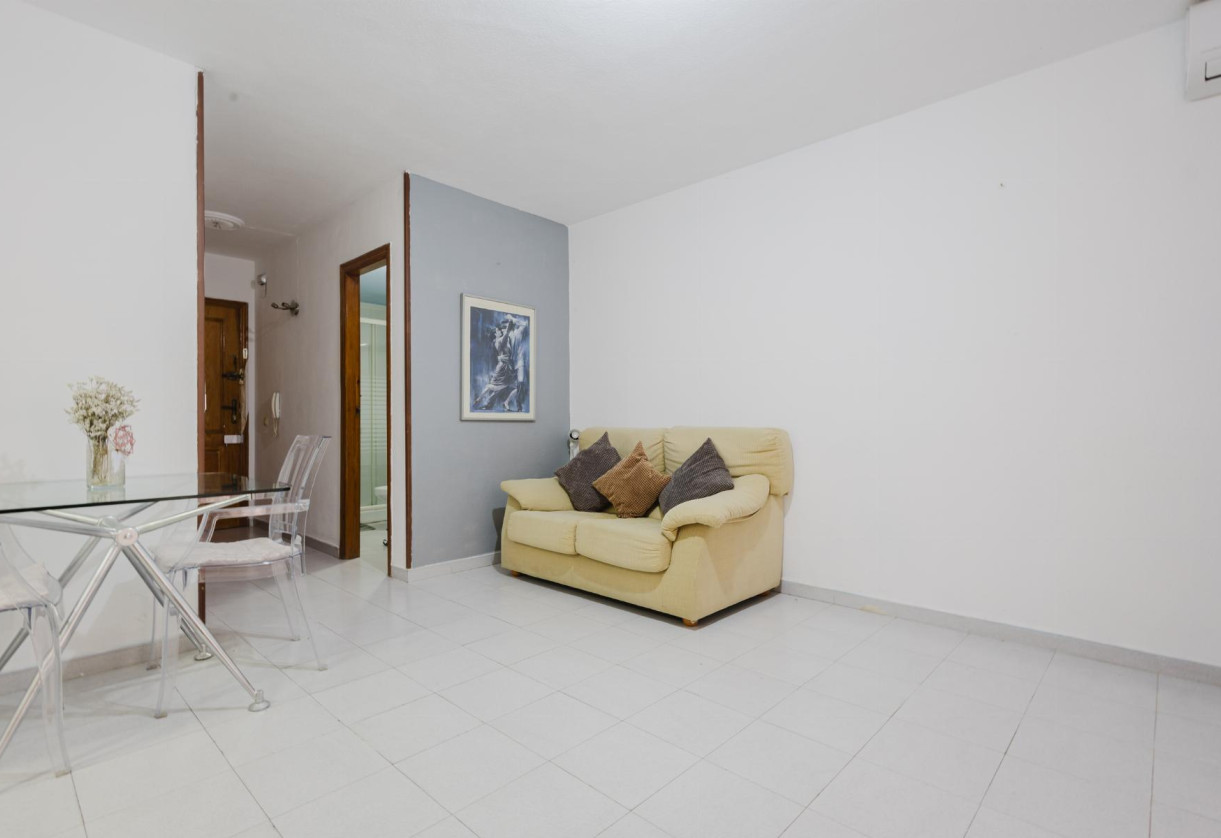 Rynek wtórny · APARTAMENTO · Torrevieja · Playa de La Acequion