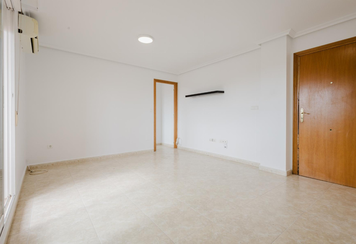 Rynek wtórny · APARTAMENTO · Torrevieja · Centro