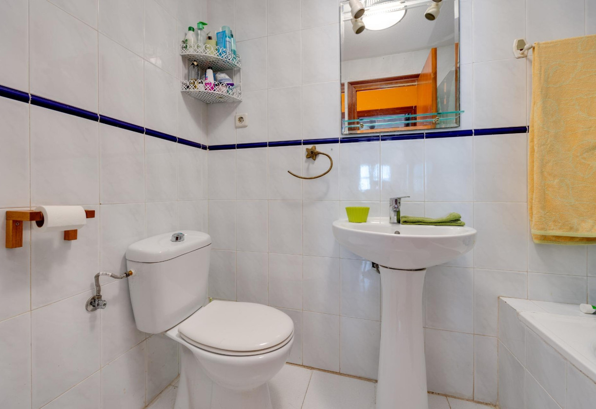 Resale · Bungalow · Torrevieja · El chaparral